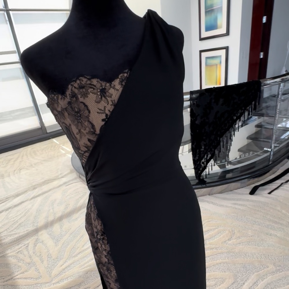 Vintage Bill Blass Black and Cream lace Peek-a-boo Gown - Picture 9 of 12